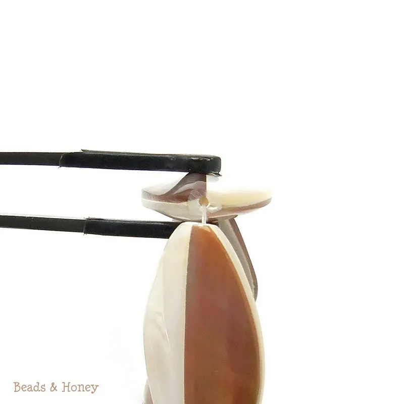 Makabibi and Brown Lip Shell Oval 18x30mm (4pcs)
