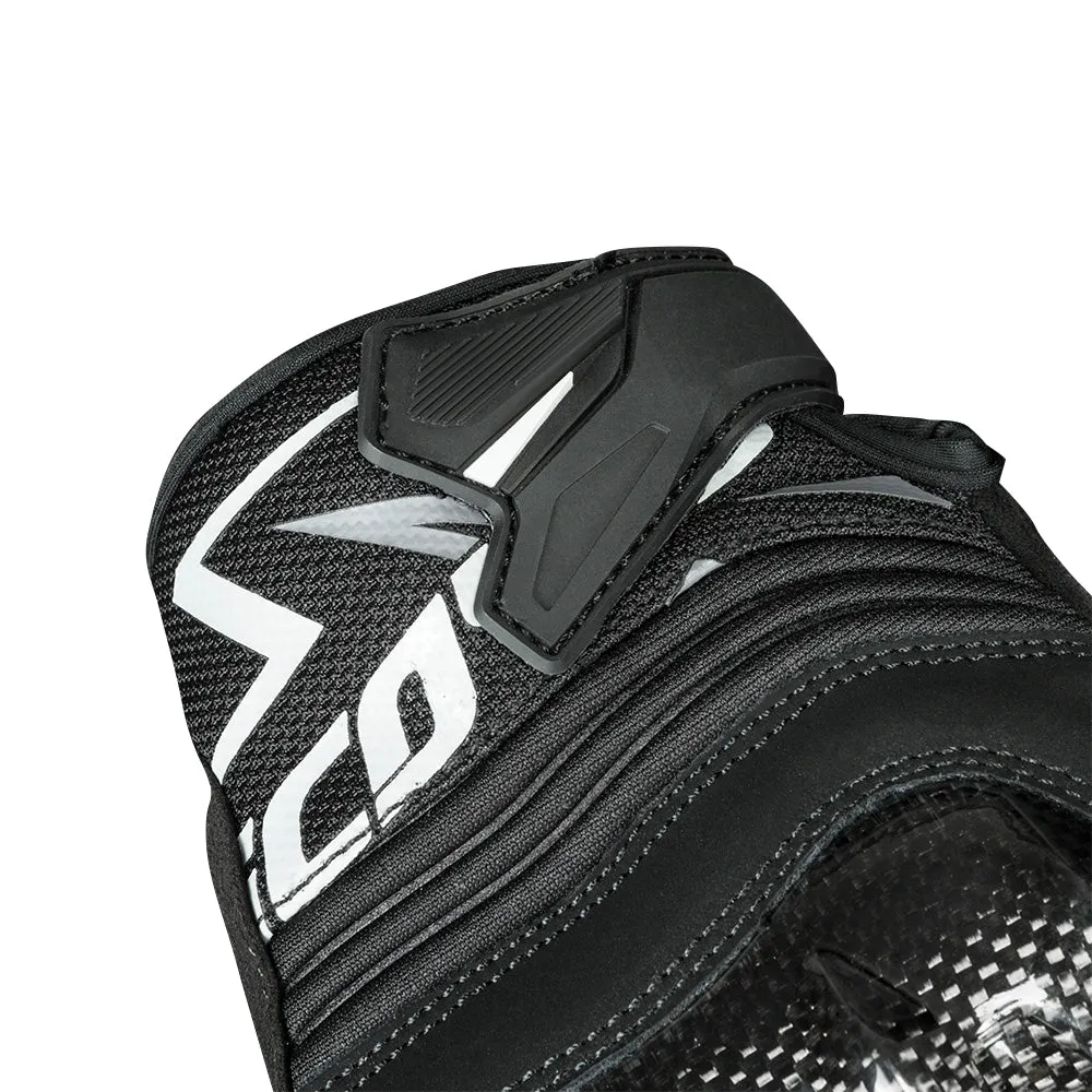 SCOYCO Winged Soul Premium Motorcycle Protection Gloves MC137 - 872334