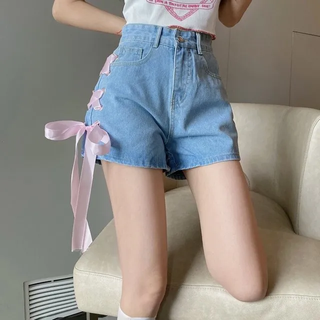 Vintage High-waisted Lacing-up Denim Shorts